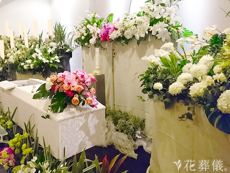 森巖寺開山堂で葬儀を行ったお客様の祭壇写真02