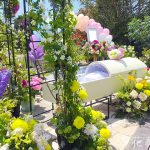 家族葬における祭壇の種類や相場、おすすめの花祭壇事例を紹介