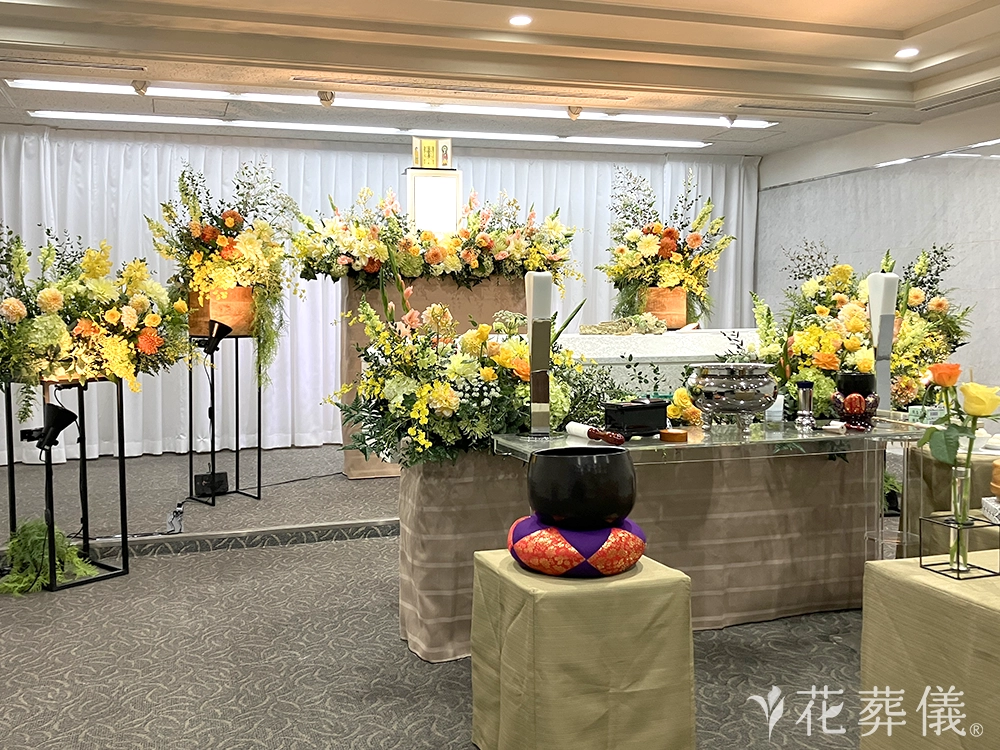 戸田葬祭場で葬儀を行ったお客様の祭壇写真02