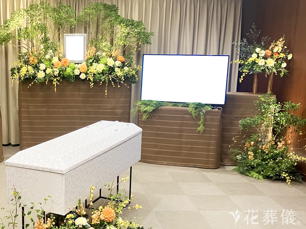 所沢市斎場で葬儀を行ったお客様の祭壇写真03