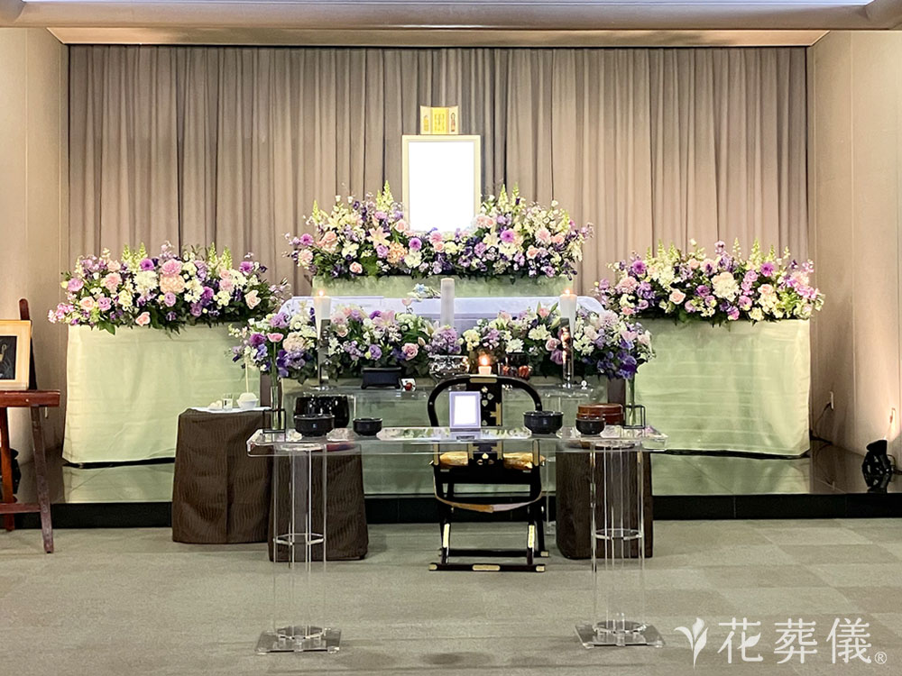 新東松山斎場で葬儀を行ったお客様の祭壇写真01